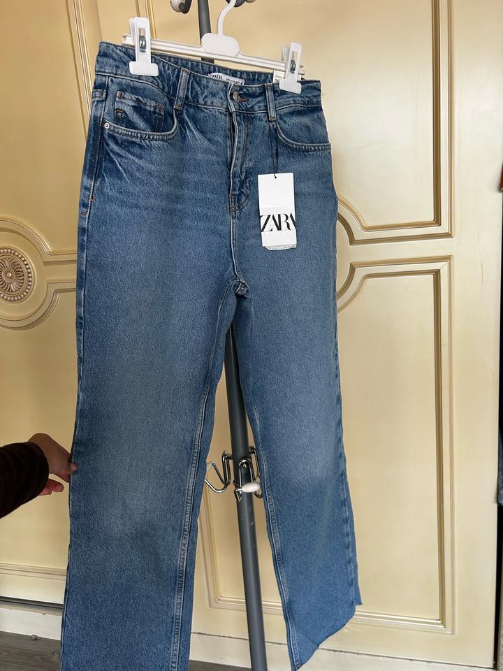 Джинсы ZARA