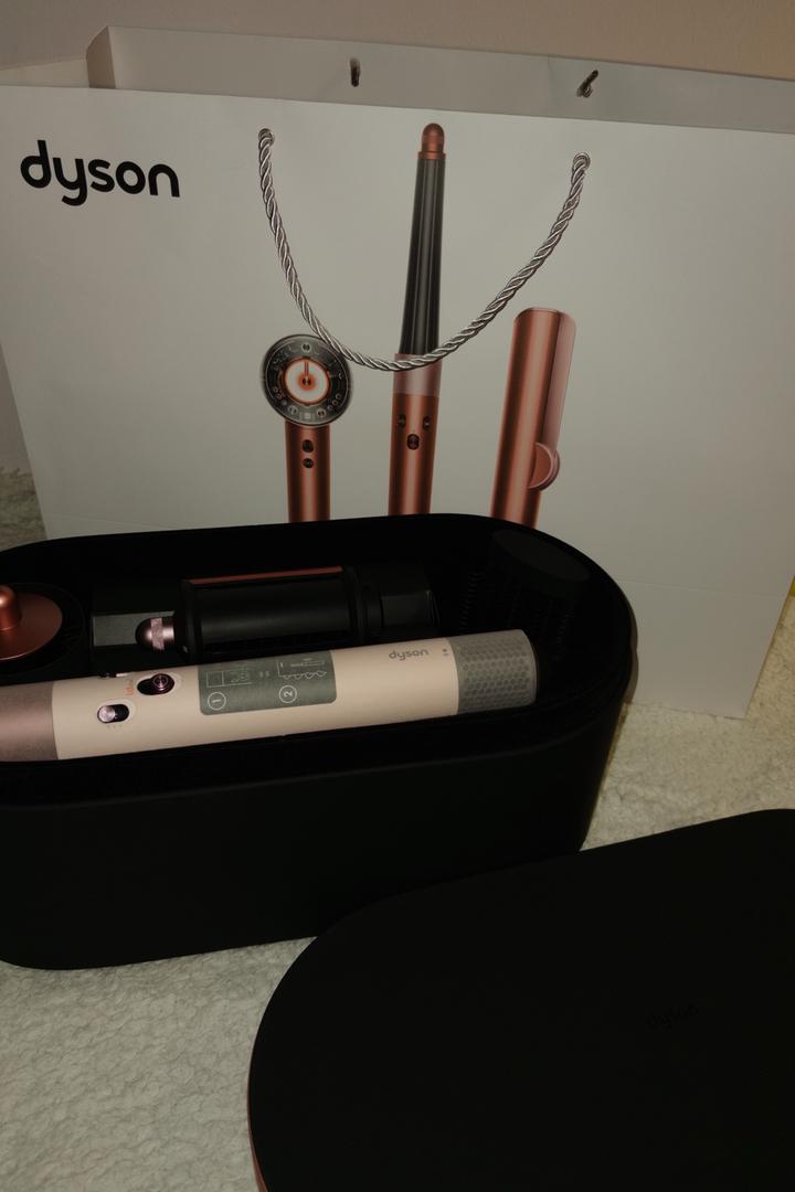Стайлер для волос Dyson Airwrap