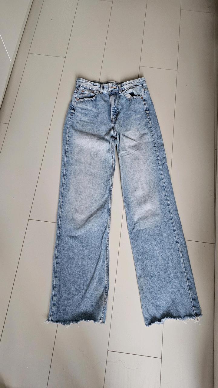 Pull & Bear Джинсы на высокой талии