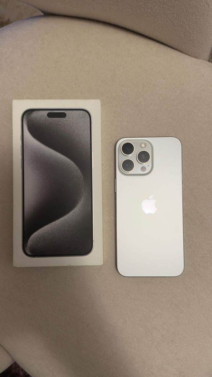 Смартфон Apple iPhone 15 Pro Max