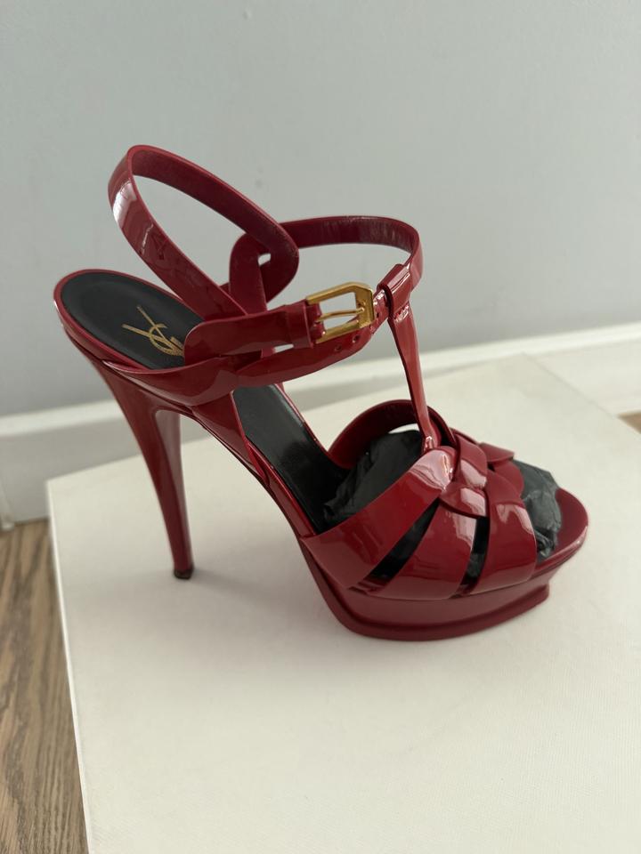Yves Saint Laurent