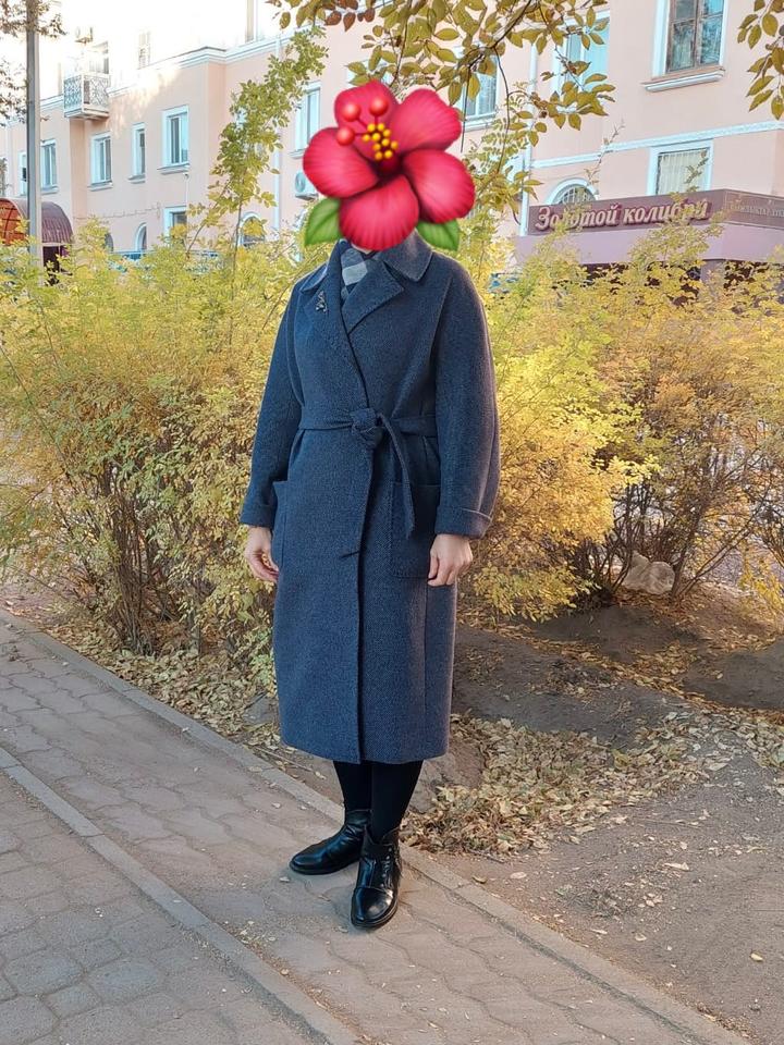 Пальто женское миди