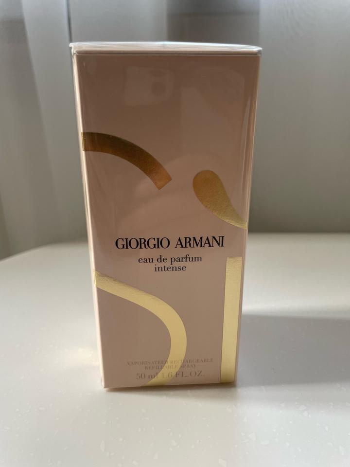 GIORGIO ARMANI eau de parfum intense 50 ml