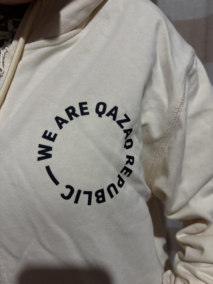 Худи Qazaq Republic