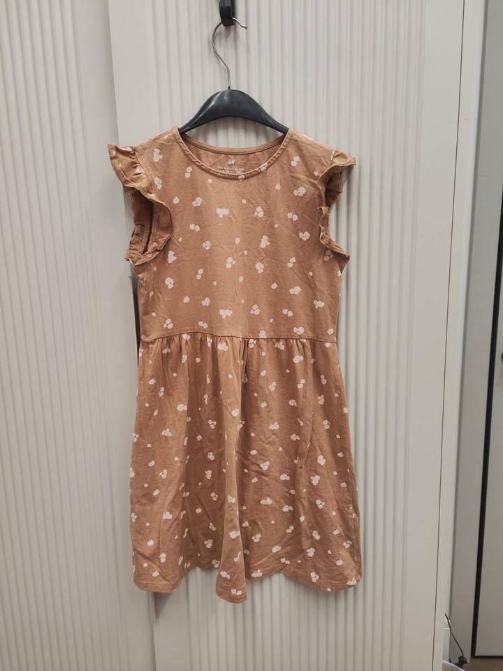 H&M