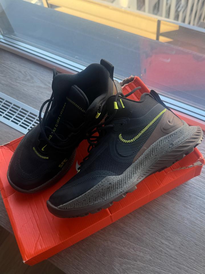 Nike