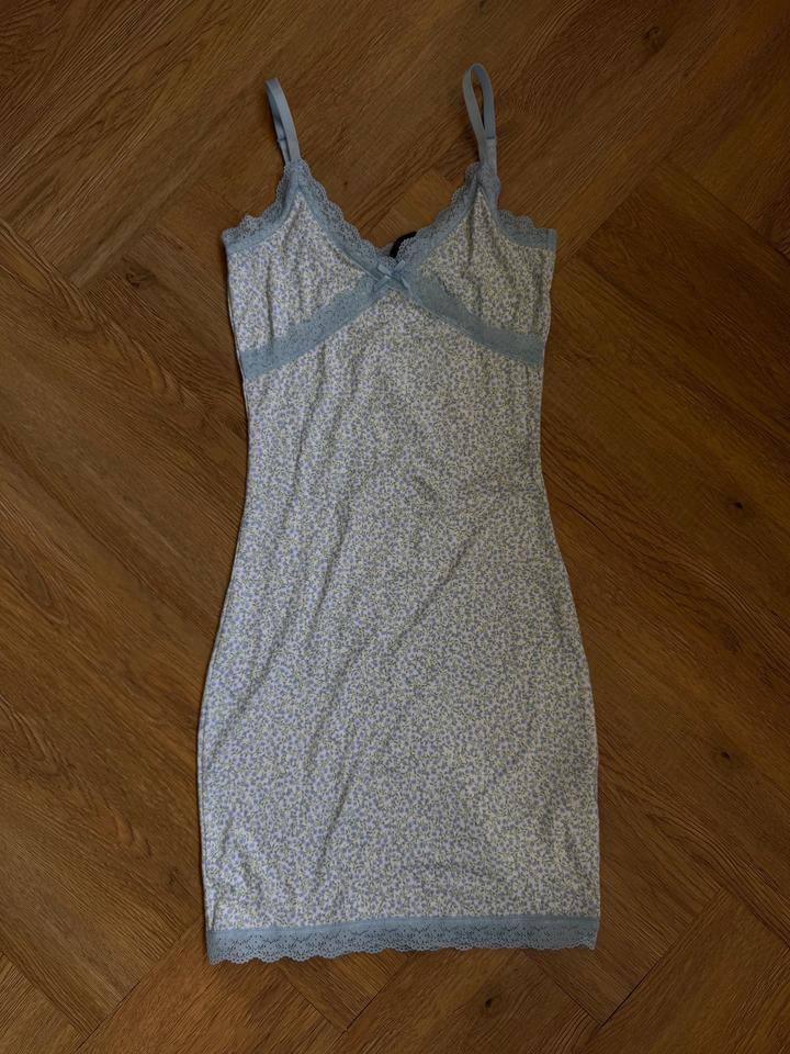 H&M