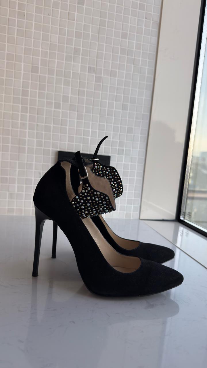 B&Y shoes