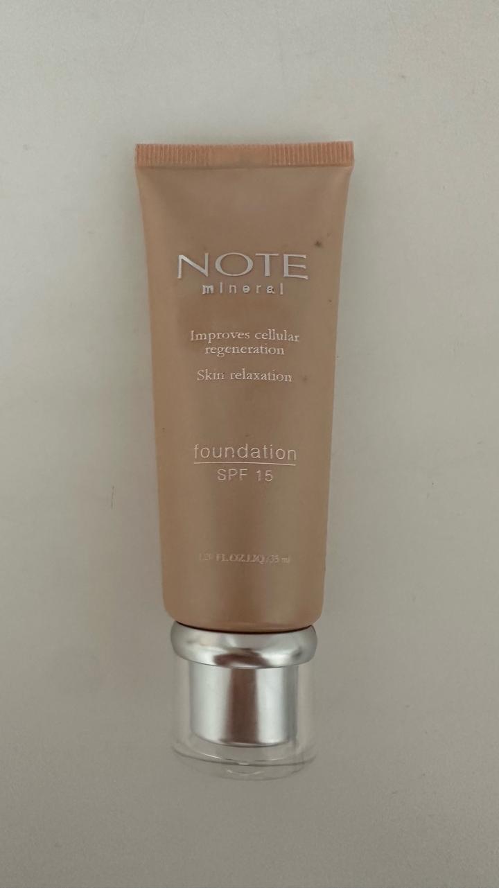 NOTE минеральный тональный крем SPF 15