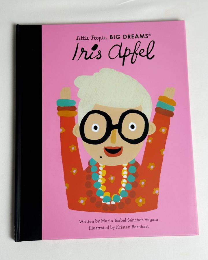 Little People, BIG DREAMS: Iris Apfel