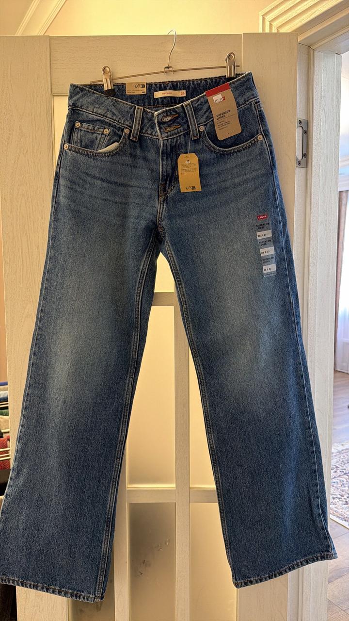 Levi's
