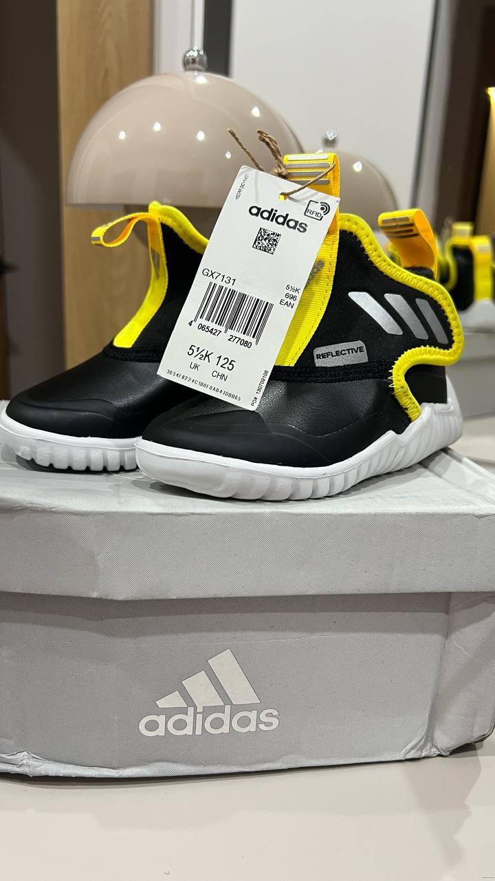 Ботинки adidas