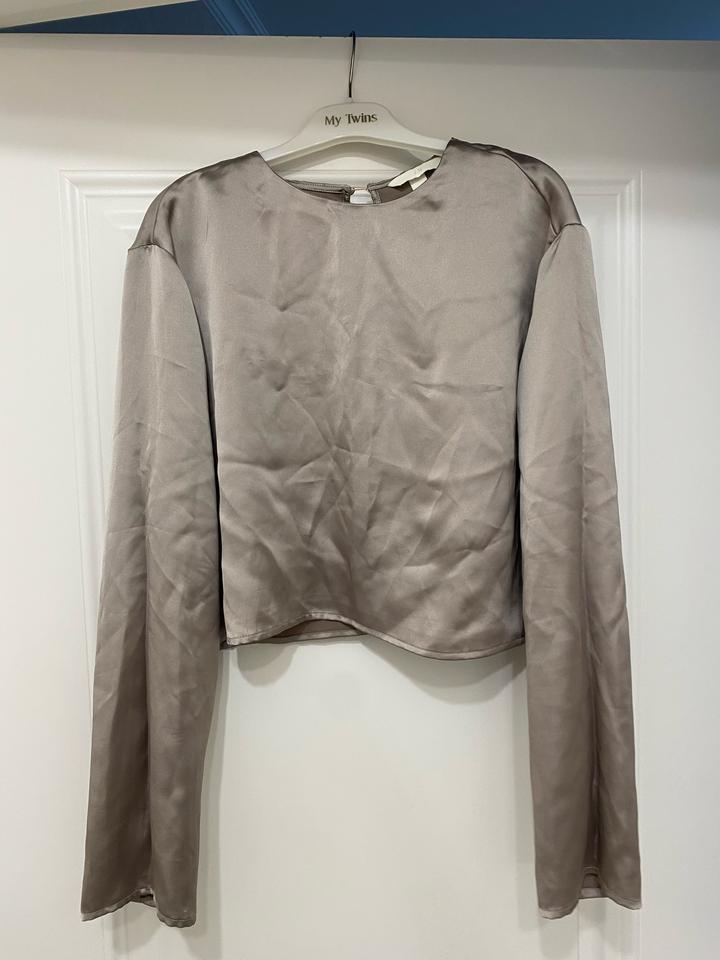 Атласная блузка H&M
