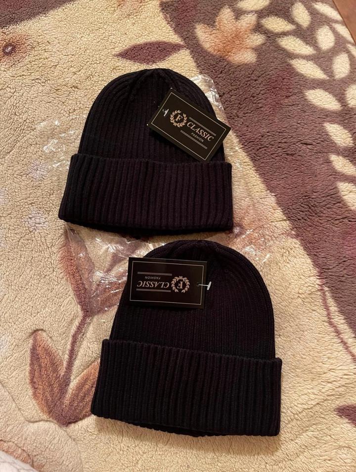 Classic Fashion Шапка осенняя новая с биркой
