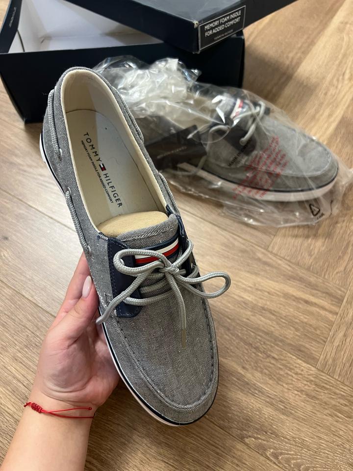 Tommy Hilfiger