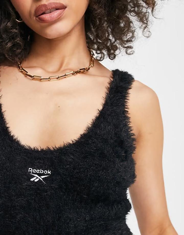 Укороченный топ Reebok