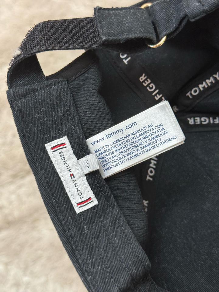 Tommy Hilfiger