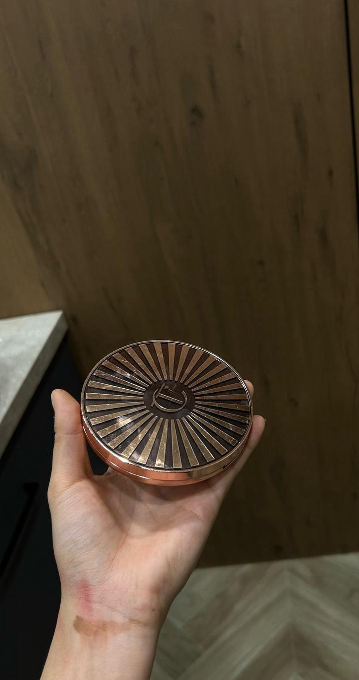 Бронзер Charlotte Tilbury Beautiful Skin Sun-Kissed Glow Bronzer