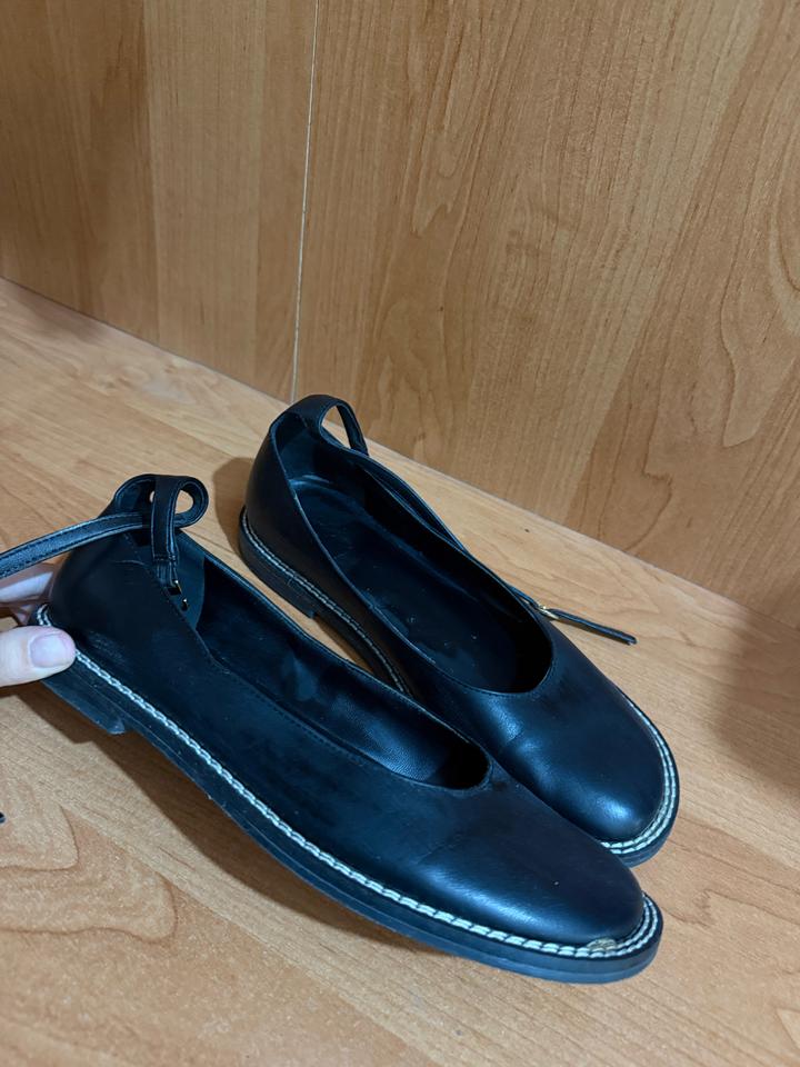 Charles & Keith