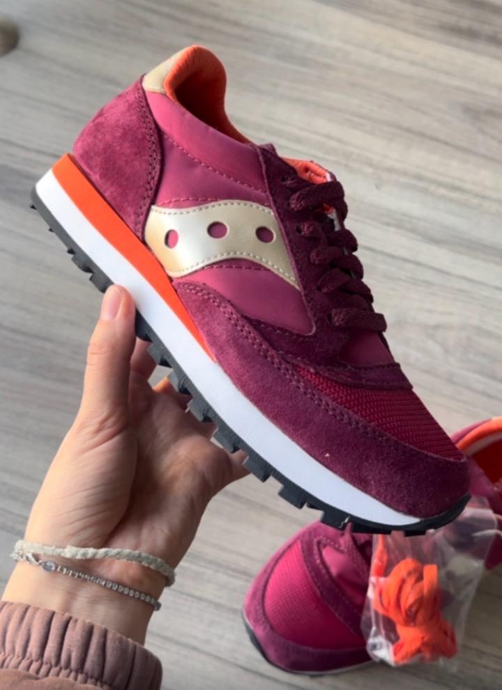 Saucony