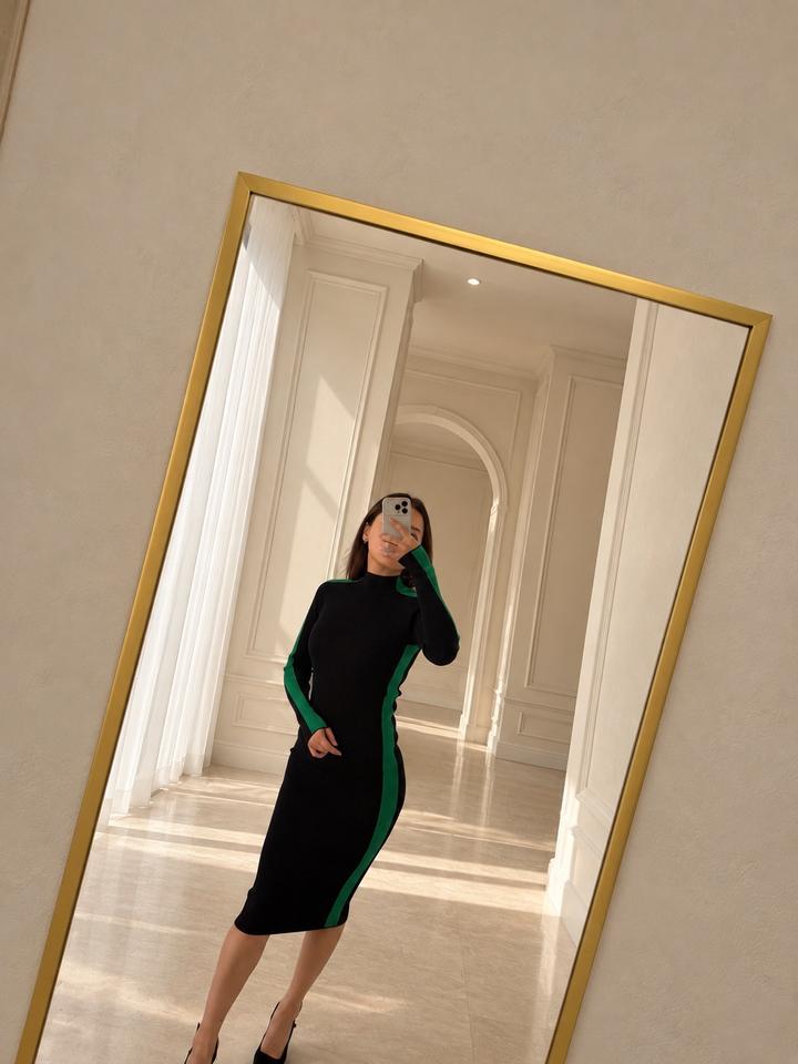 Трикотажное платье Lacoste