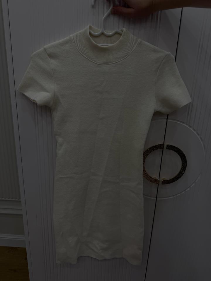 Трикотажное платье ZARA