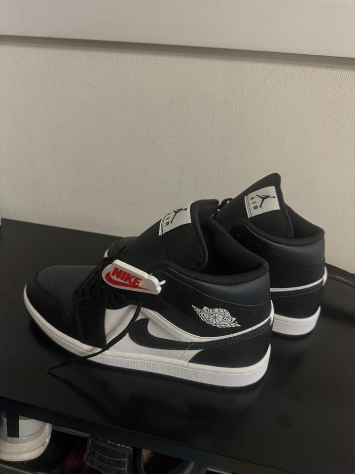 Nike