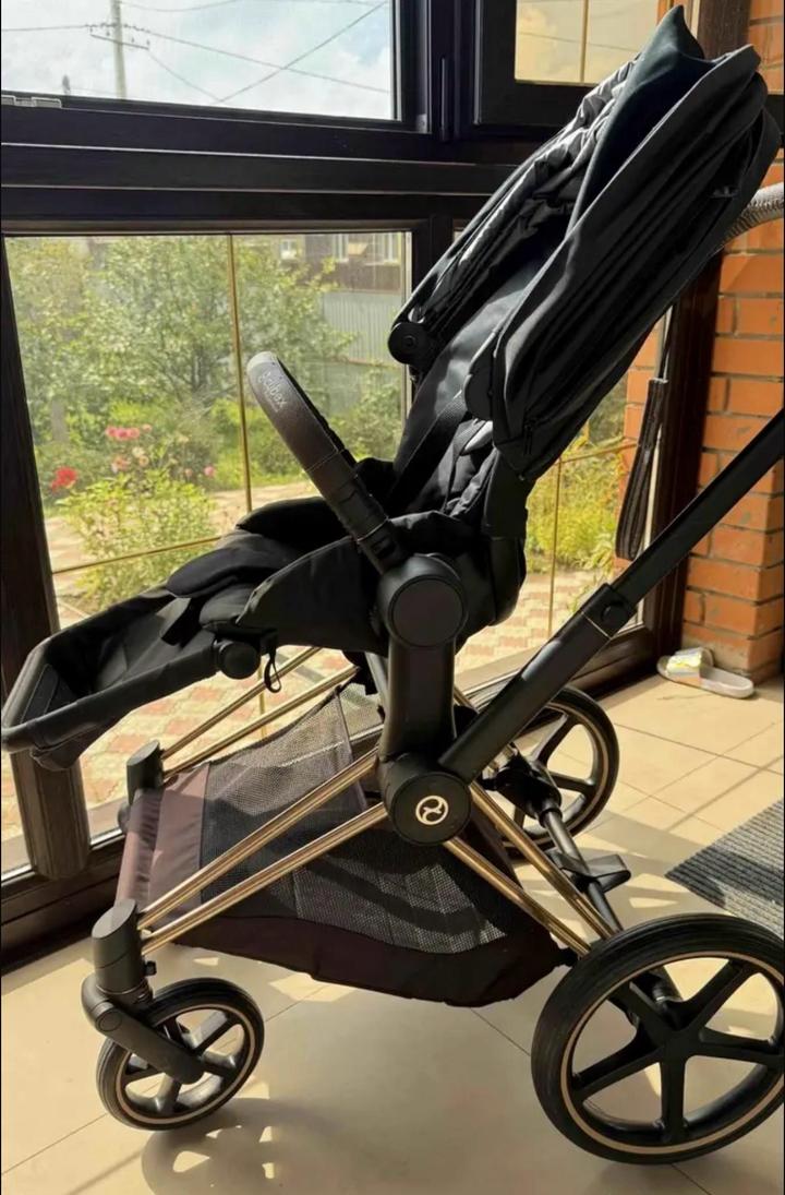 Cybex
