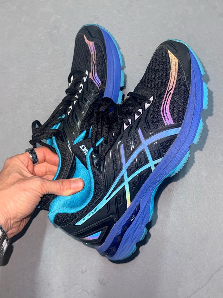 ASICS
