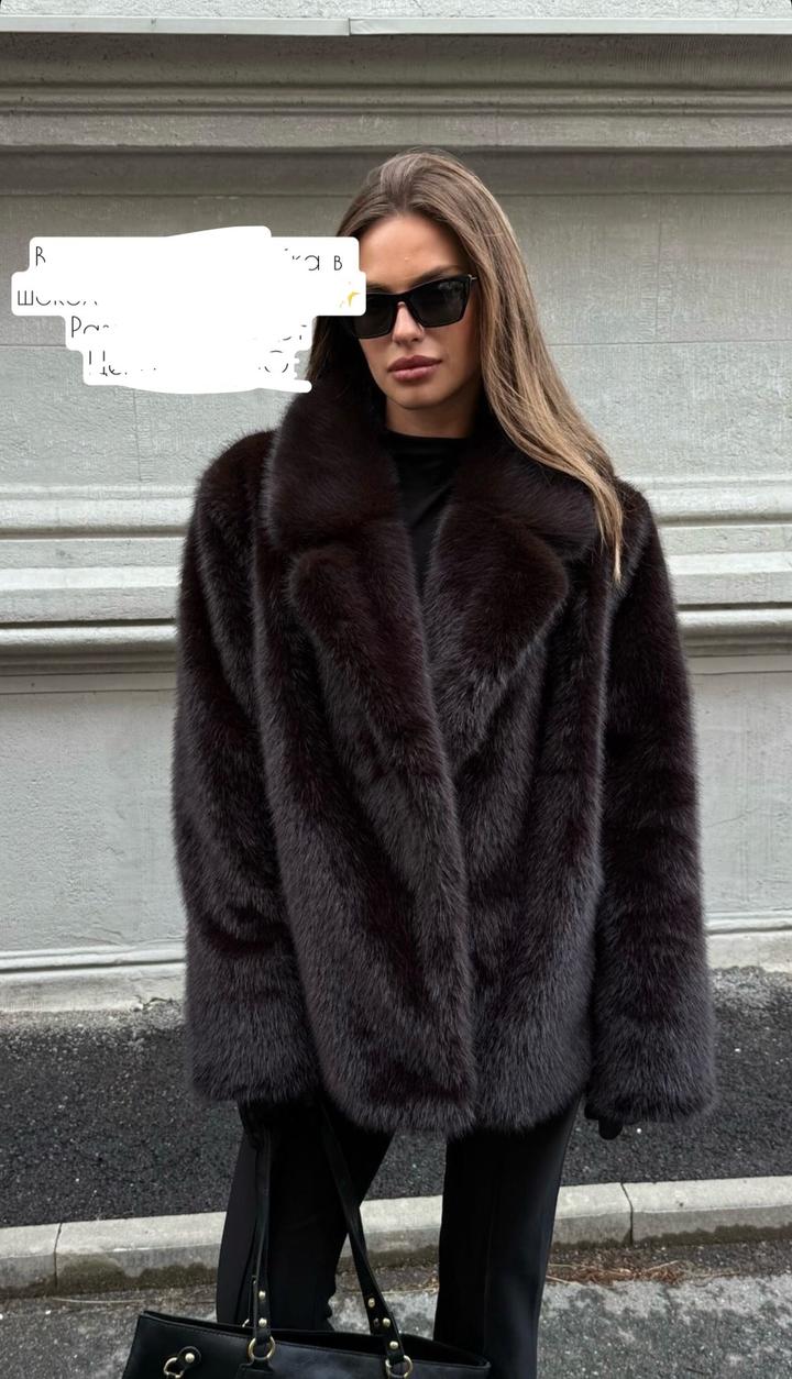Шуба из искусственного меха
