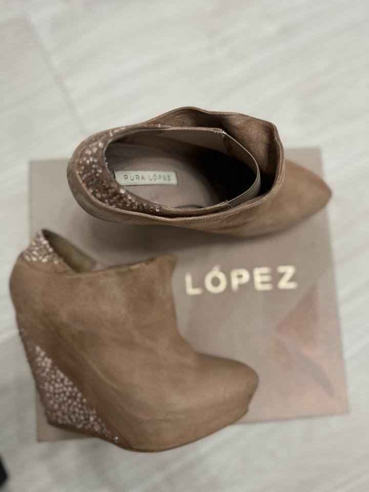 Pura Lopez