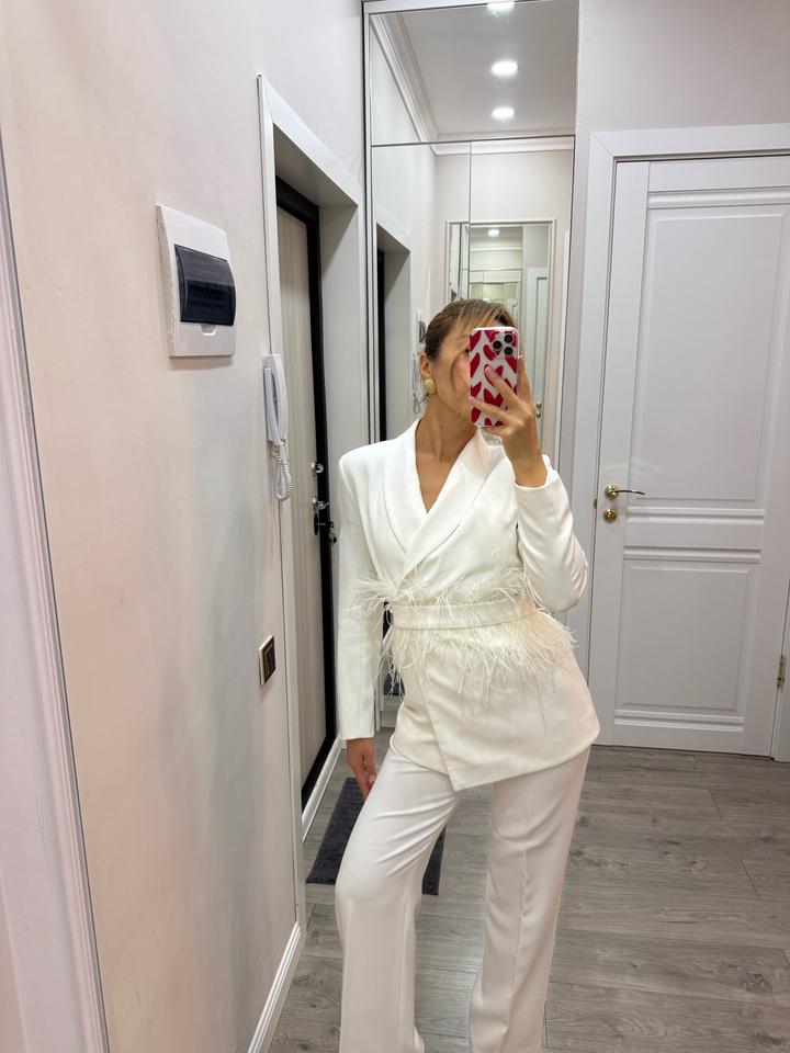 Sabina Collection
