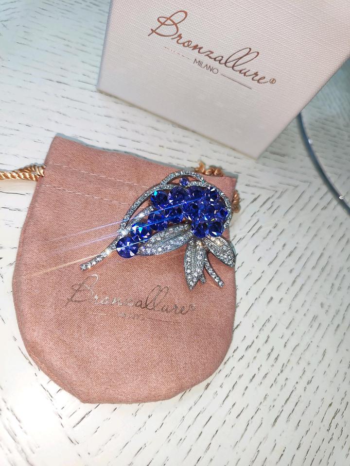 Шикарная итальянская брошь (оригинал Swarovski)