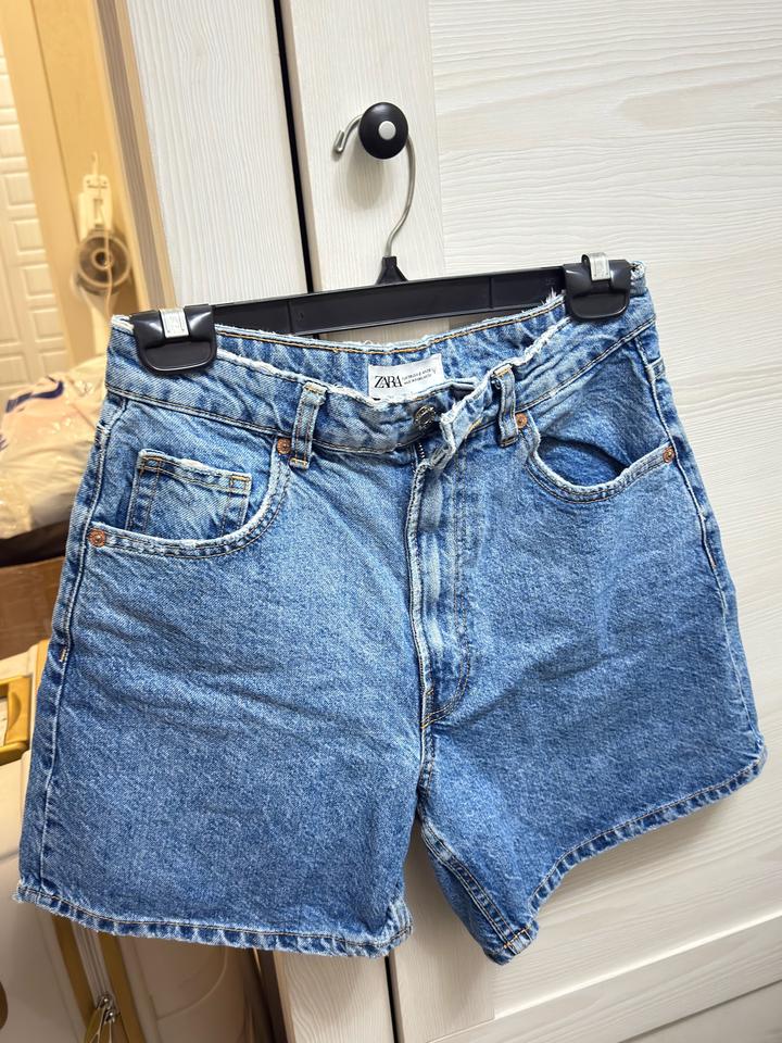 Джинсовые шорты Zara 38