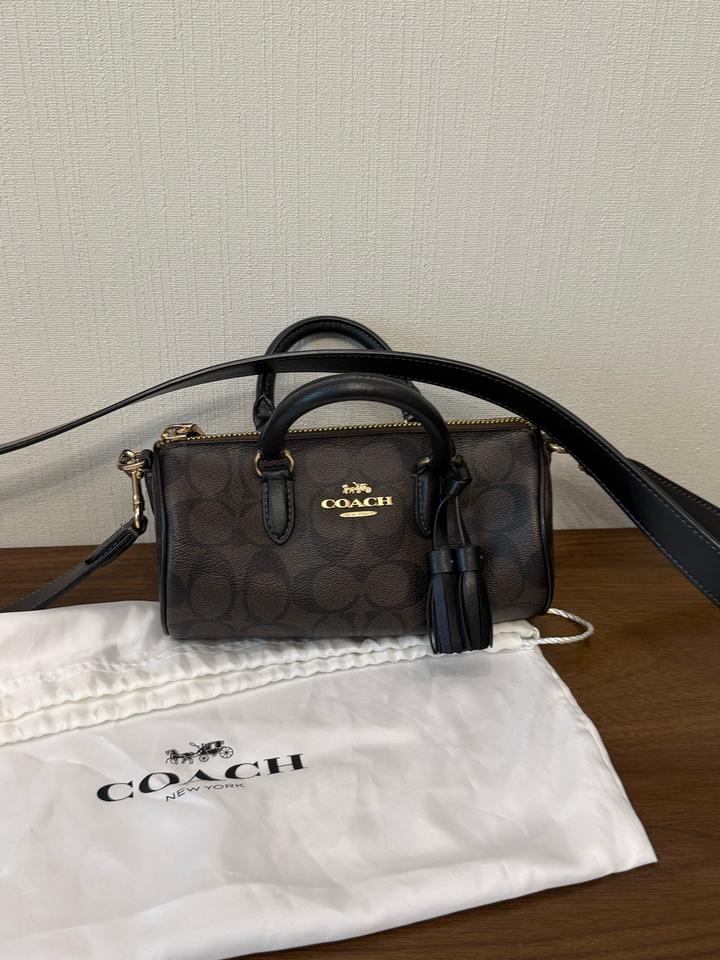 Coach