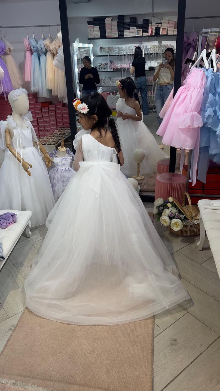 Mildy dress Детское нарядное пышное платье с цветами