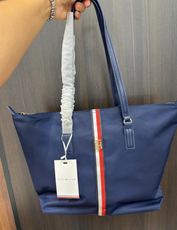 Tommy Hilfiger