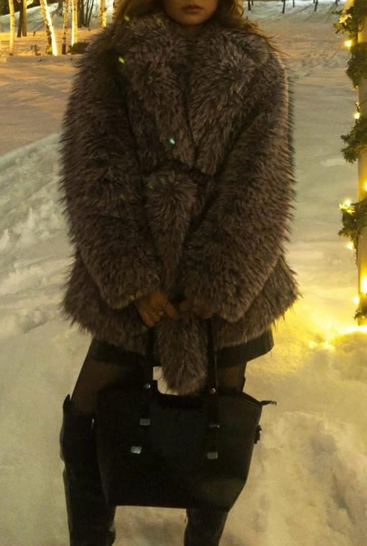 Max Mara Полушубок из искусственного меха