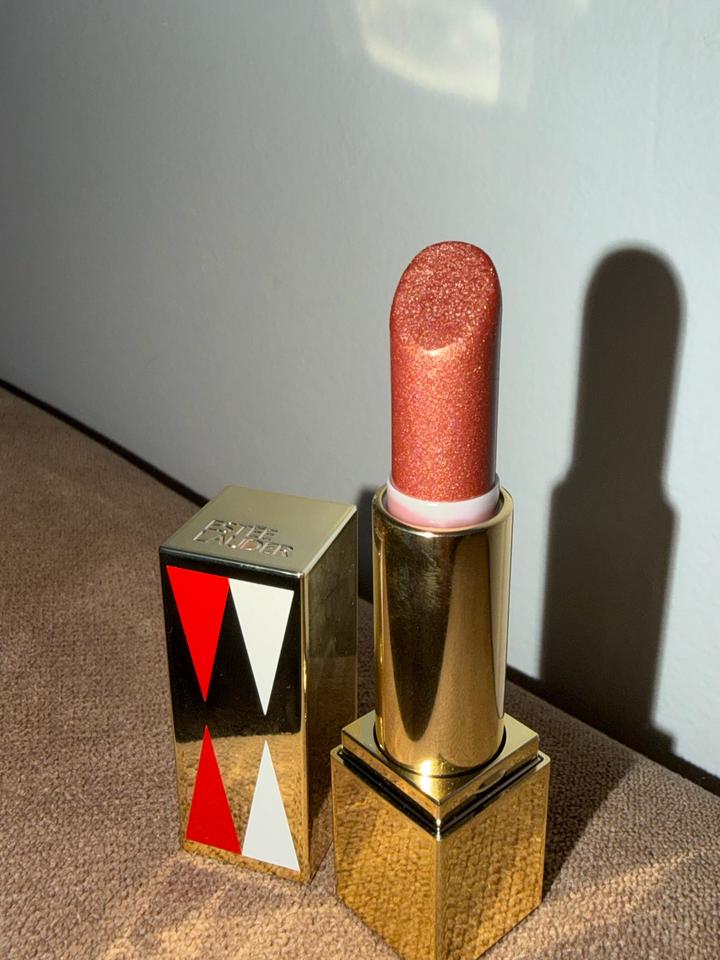 Estée Lauder Губная помада Estee Lauder