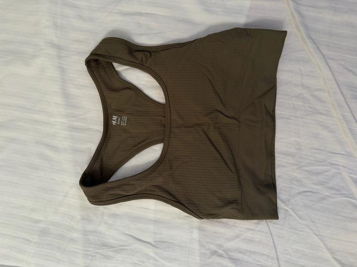 H&M