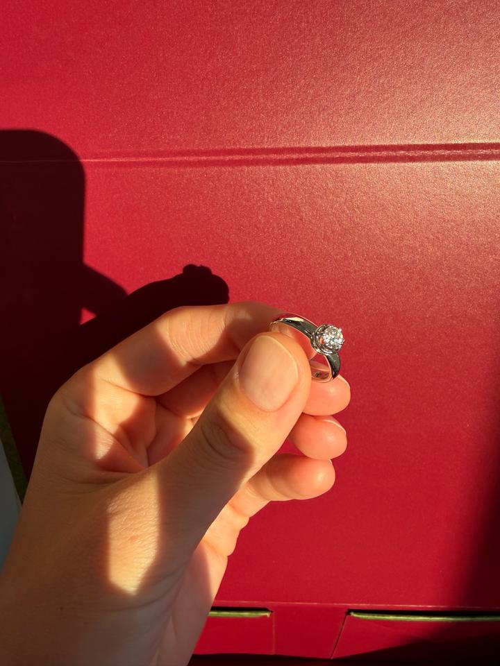 Кольцо Damiani