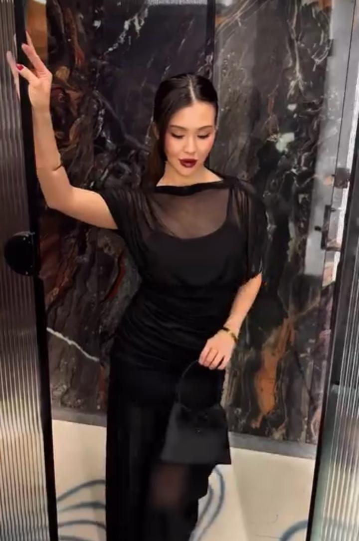 Elisabetta Franchi Черное вечернее платье с прозрачными вставками