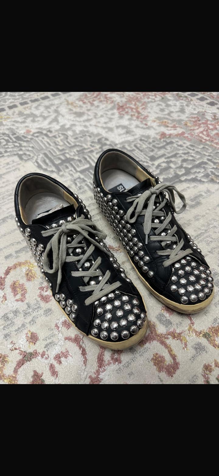 Golden Goose