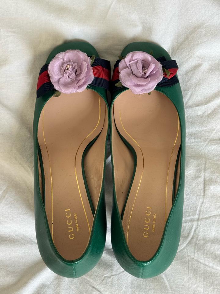 Туфли Gucci с цветком