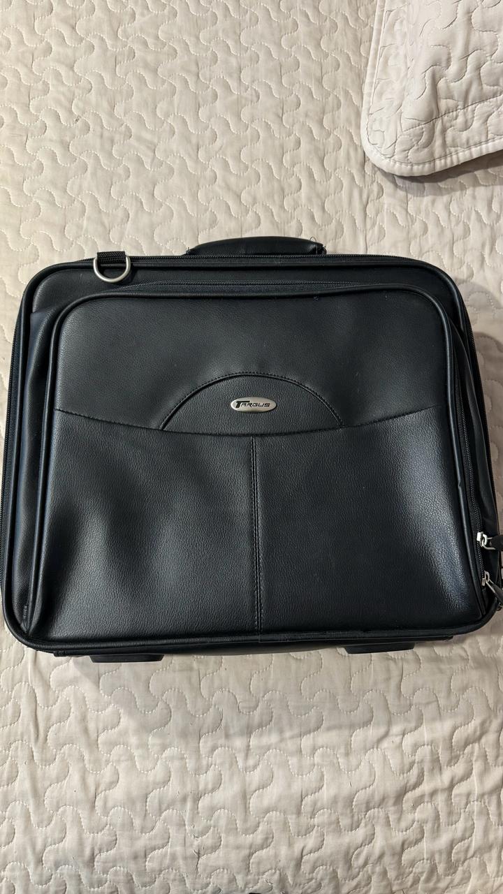 Louis Vuitton Сумка Targus