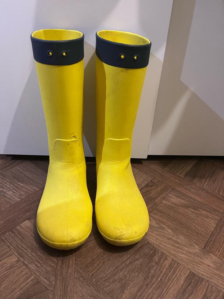 Crocs