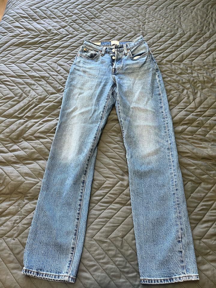 Levi's