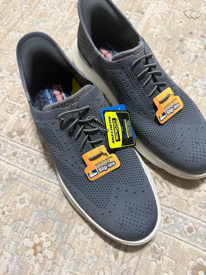 Skechers