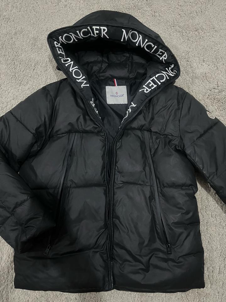 Moncler