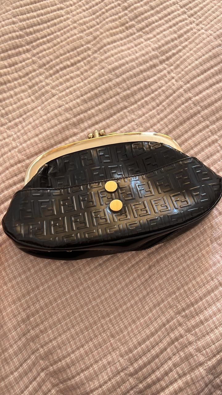 Косметичка  Fendi